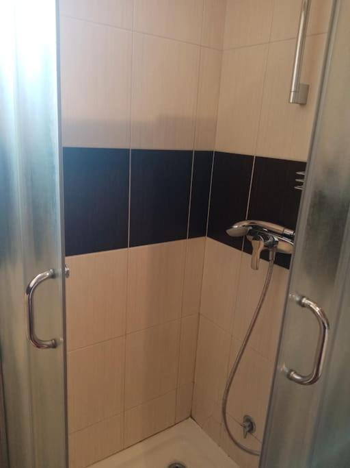 شقة D38 Pestelizabeth Apartman بودابست المظهر الخارجي الصورة